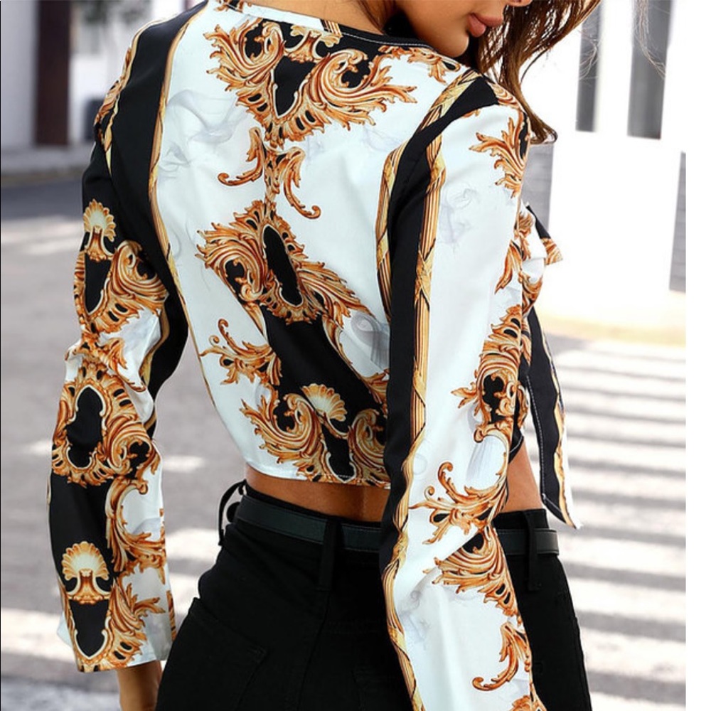 Tribal crop top - Picture 2 of 2